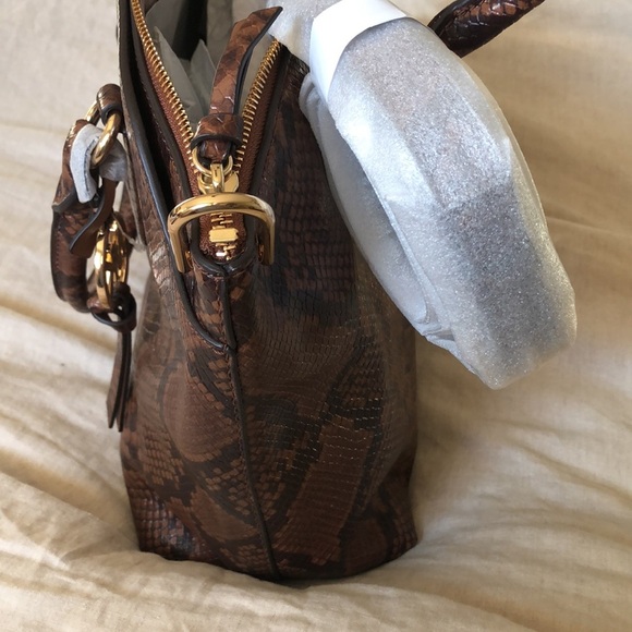 NWT Michael Kors elson large convertible satchel vegan leather crossbody strap - Picture 3 of 9